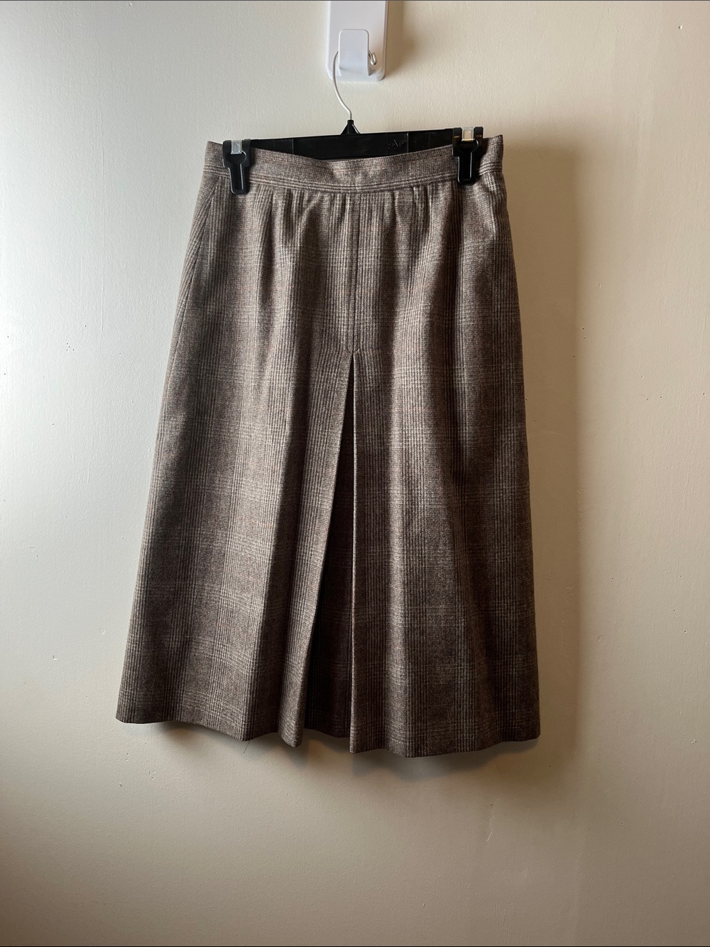 Evan Picone Brown Plaid Midi Skirt with Subtle Check